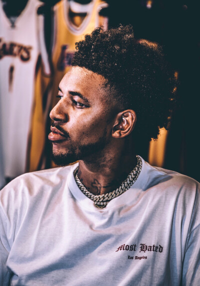 行者一边 行者一边