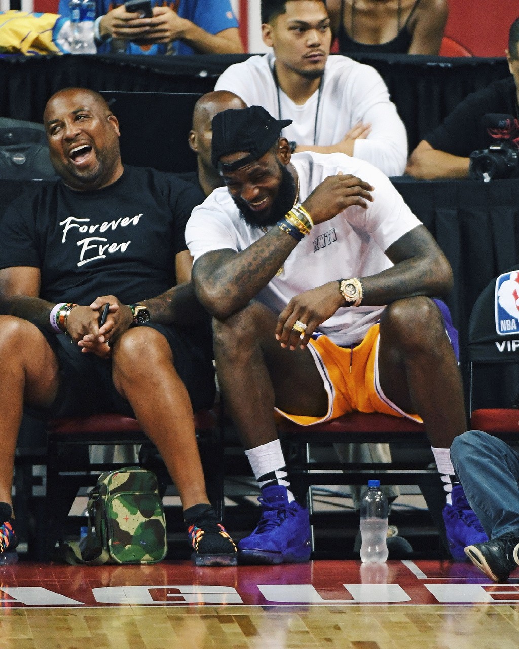 他把个人节 他把个人节